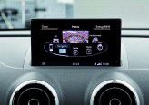 Moderne Telematik-Systeme bieten Streaming-Media-Dienste, Internetzugang und verschiedene Apps an.