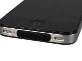 Ein Pflichtkauf für alle, die viel im Freien unterwegs sind: Der kleine Silikonstecker schützt das Dock des iPhones vor Staub, Sand und Feuchtigkeit. 