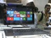 Samsung zeigt seine Windows-8-Tablets mit ansteckbarer Tastatur.