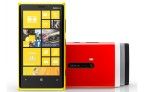 Das Nokia Lumia 920 in seinen verschiedenen Farbausführungen. 