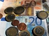 Insgesamt 65 Prozent der Firmen rechnen mit Mehrausgaben im Bereich Compliance.