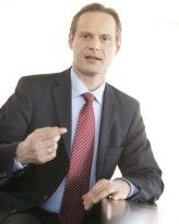BSH-CIO Jürgen Sturm: "AT&T hat sich als zuverlässiger Partner bewährt, der eine gleich bleibende Service-Qualität bietet – eine unerlässliche Voraussetzung für unsere geschäftskritischen Anwendungen."