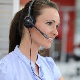 Kürzere Wartezeiten für Kunden und Vertreter - die Allianz Deutschland beantwortet telefonische Anfragen jetzt dezentral per VoIP.