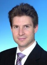 Matthias Gröbner ist Projektmanager im Kompetenzzentrum InfoCom bei Roland Berger Strategy Consultants.