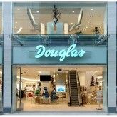 Schicke Läden für schicke Kundinnen und Kunden: Die Parfümeriekette Douglas setzt auf Prognosen und Vorausberechnungen bei der Warenbestellung.