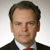 Alexander Müller-Herbst ist Partner & Managing Director bei der Information Services Group Germany GmbH.
