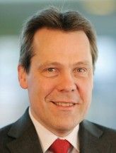 Klaus-Peter Bruns ist seit Juni 2008 stellvertretender Vorstandsvorsitzender der Fiducia IT AG aus Karlsruhe.