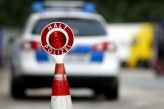 "Halt, Polizei!" In NRW haben die Polizisten bald Tablet-PCs mit einer App für Verkehrskontrollen dabei.