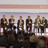 Podiumsdiskussion auf den Hamburger IT-Strategietagen 2012 (von links nach rechts): Horst Ellermann, CIO-Chefredakteur, Sven Michaelis, Egon Zehnder International GmbH, Sven Schatteburg, Bereichsleiter/Principal bei der Kienbaum Management Consultants GmbH, Edgar M.W. Kirchmann, Msc., Executive Partner, SUP Societät für Unternehmensplanung GmbH, Jan C. Cron von Russel Reynolds Associates und Prof. Dr. Helmut Krcmar vom Institut für Wirtschaftsinformatik der Technischen Universität München.