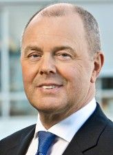 Ludwig Schott, Vorstand der VR-Leasing und Geschäftsführer von deren IT-Tochter BFL, geht Ende 2012 in den Ruhestand.