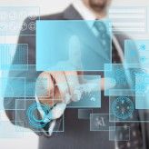 Windows 8 behält das gewohnte Desktop, wird aber auch touchy. Tester Leonhard: Wer zwischen Desktop und Touchscreen wechselt, kommt nicht ohne Valium aus.