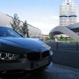 BMW klettert von Platz vier auf eins und ist damit das derzeit renommierteste Unternehmen der Welt.