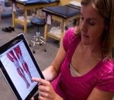 Anschauliche Erklärungen bei medizinischen Problemen: Das iPad macht's möglich.