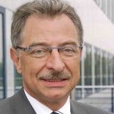 Bitkom-Präsident Dieter Kempf: "Die Verbraucher kaufen häufiger und zunehmend teure oder erklärungsbedürftige Produkte im Internet."