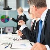 Projektmanager müssen den Überblick behalten und Probleme erkennen.