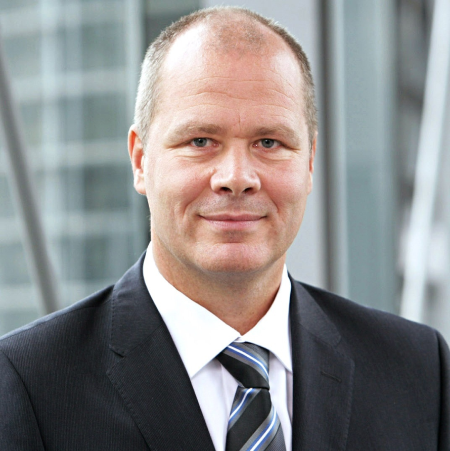 Henning Kettler ist neuer Vorstand Technik und Entwicklung bei der 1&amp;1 Internet ... - 890x