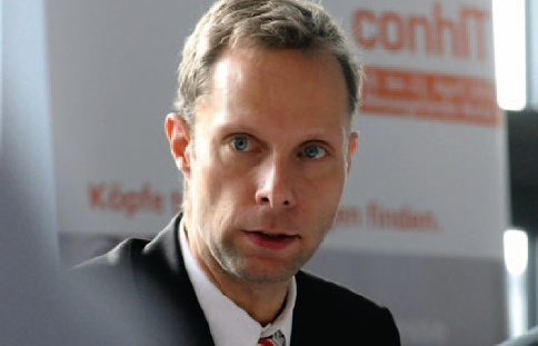 Andreas Kassner, der Geschäftsführer des VHitG und Veranstalter der conhIT, sieht Trends im Networking - 890x