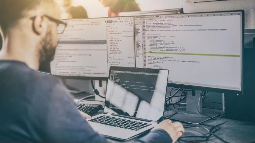 IT-Jobs der Zukunft: KI-Entwickler und Kryptologen mit besten  Gehaltsaussichten | CIO DE