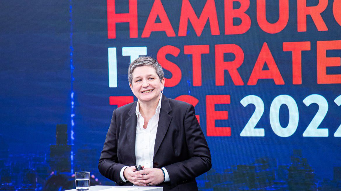 EZB-CIO Claudia Plattner nennt auf den Hamburger IT-Strategietagen sechs Wünsche an Europa.